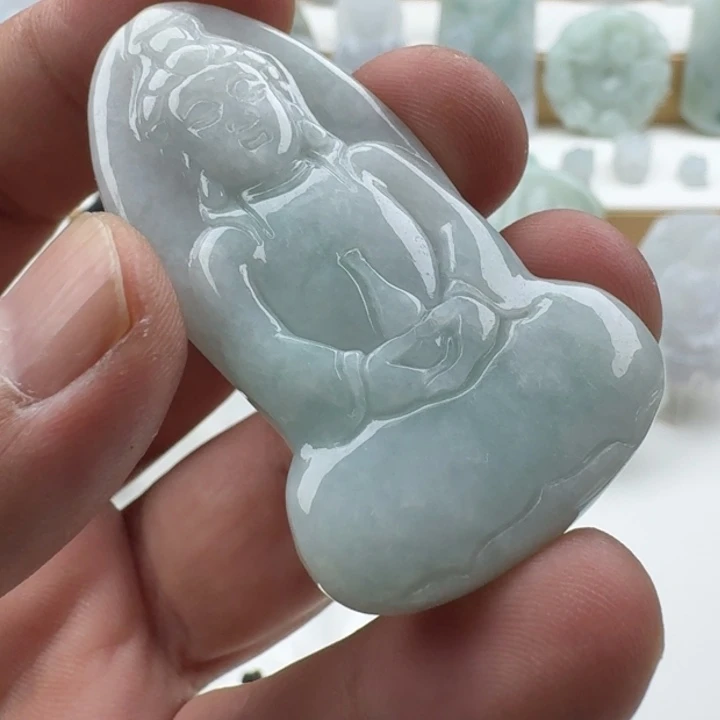 翡翠未镶嵌颈饰天然缅甸A货翡翠