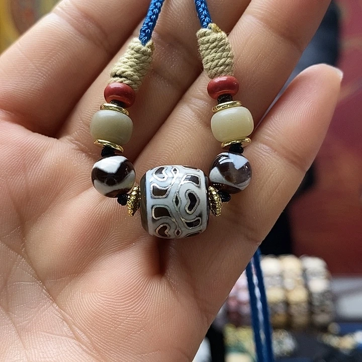 玛瑙/玉髓合金颈饰