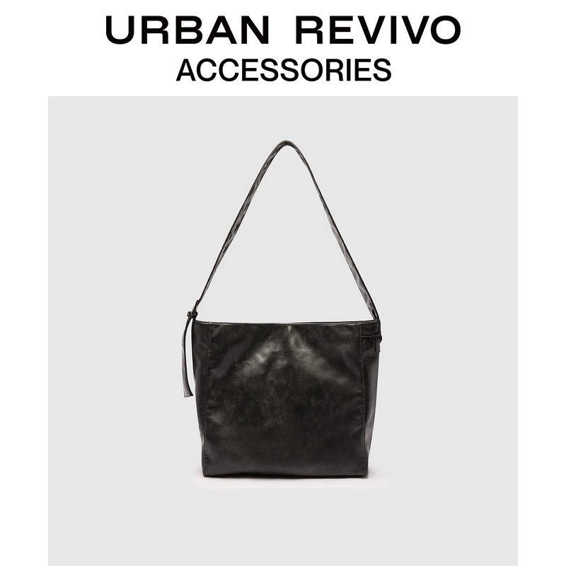 URBAN REVIVO2025秋季新款女简约单肩斜挎包UAWB50273+