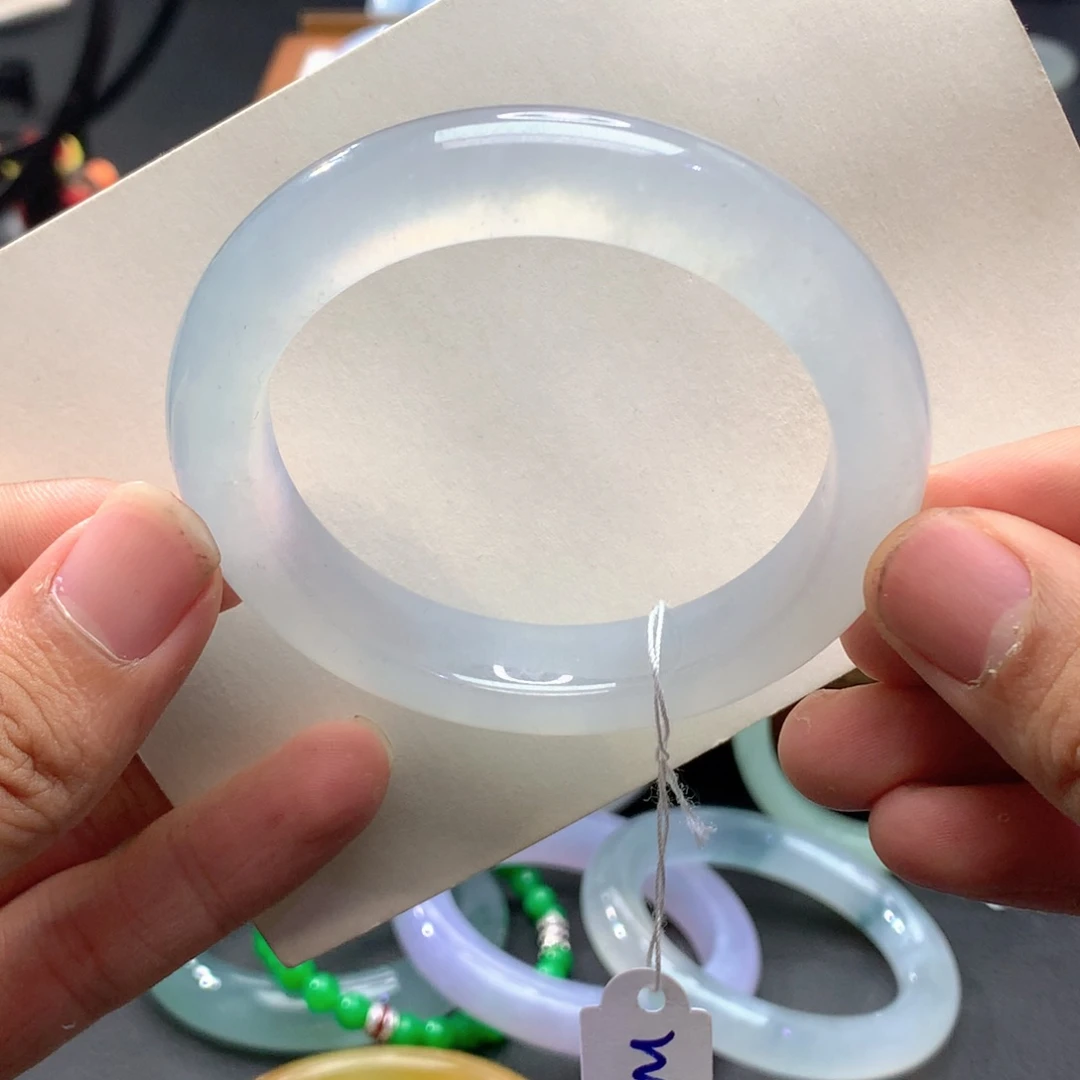 翡翠未镶嵌手镯正圈56圈