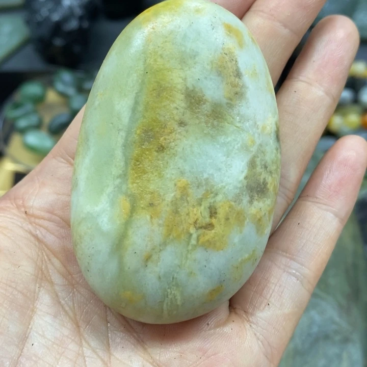 未镶嵌和田玉（糖玉）挂件