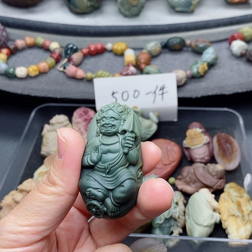 【闪购商品】定制石英质玉吊坠未镶嵌