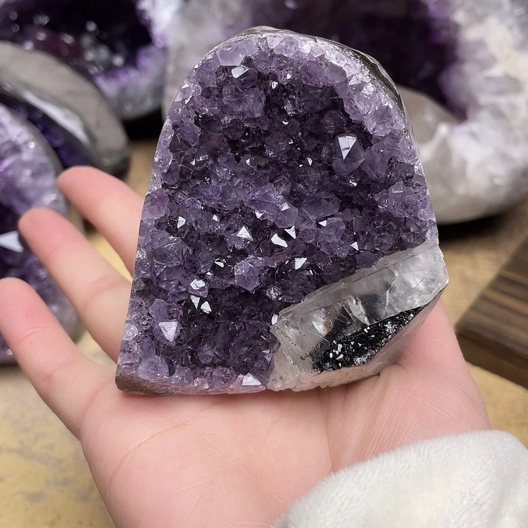 大型摆件（非配饰）紫晶未镶嵌