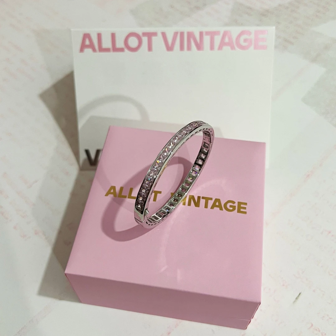 925银合成锆石手镯 七夕限定隐藏款 淡粉色公主方钻钻手镯满天星