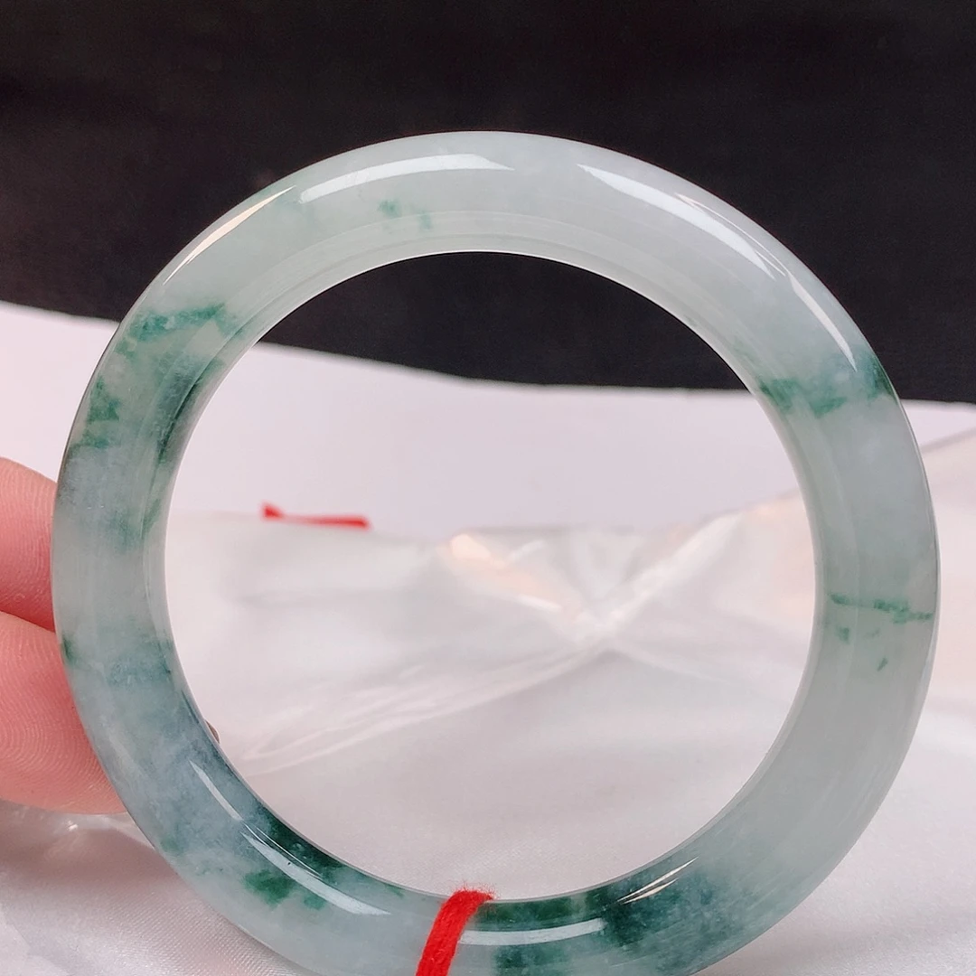 【闪购商品】未镶嵌手镯翡翠56