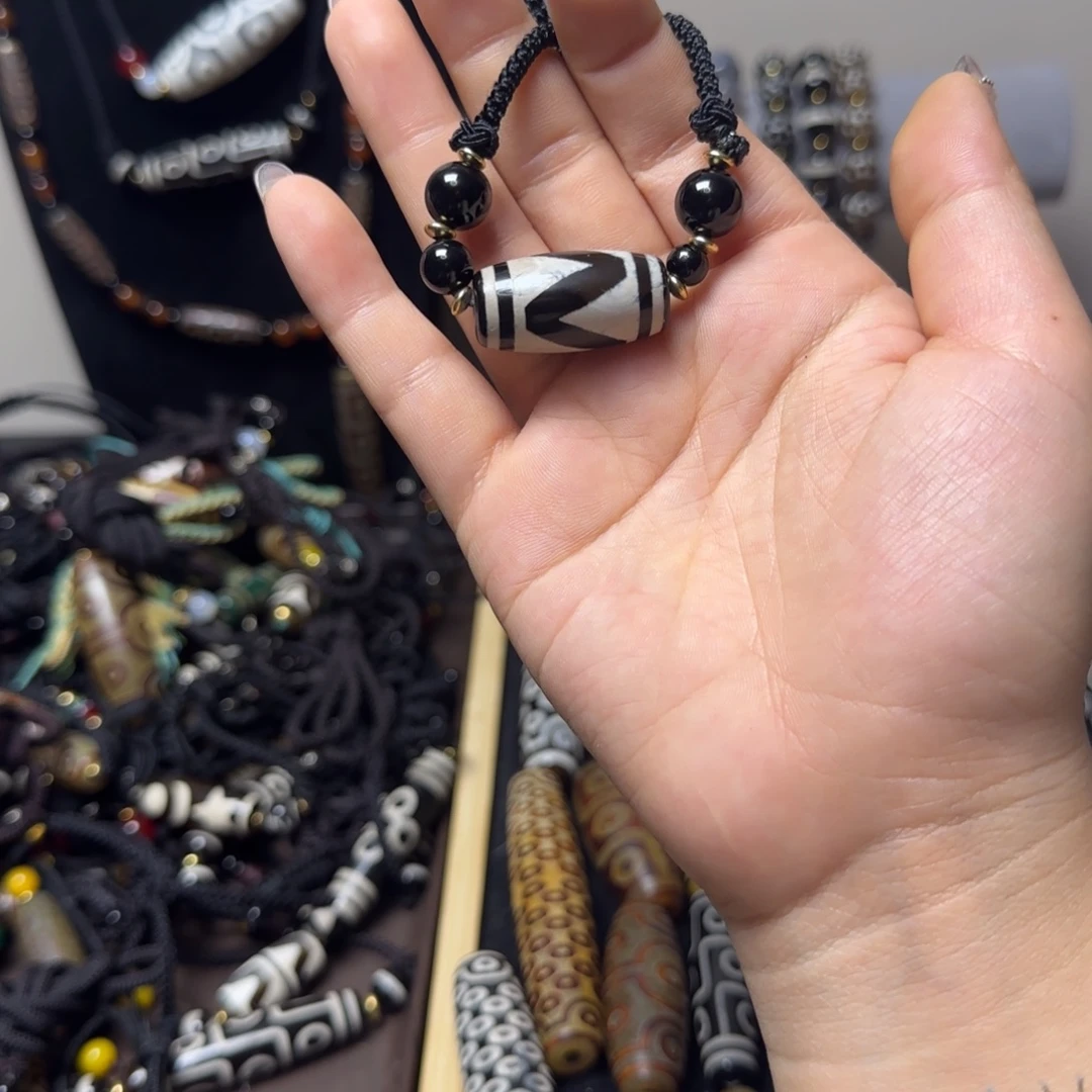 玛瑙/玉髓合金颈饰