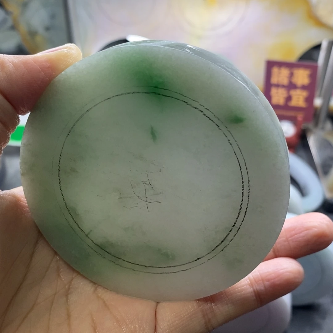 定制翡翠未镶嵌定制
