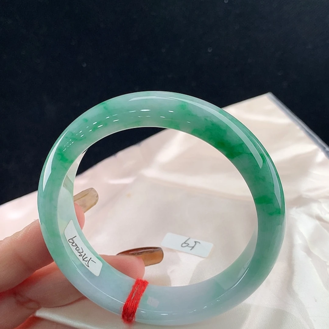 【闪购商品】未镶嵌手镯翡翠58.8，58/59