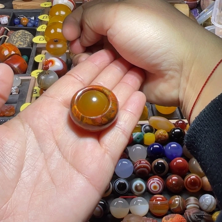 未镶嵌配珠玛瑙/玉髓远*?