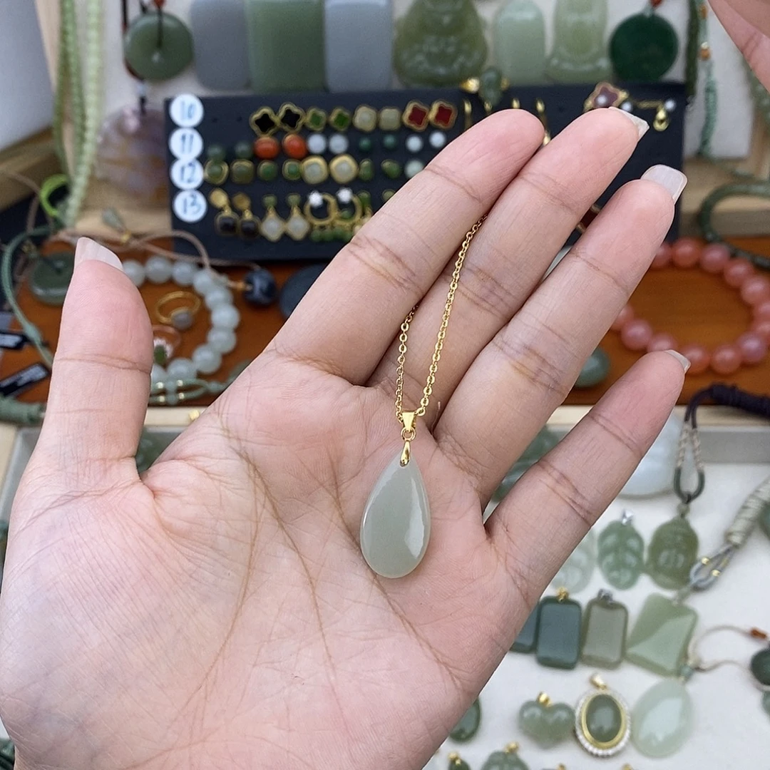 和田玉银S925镶嵌吊坠(赠链)