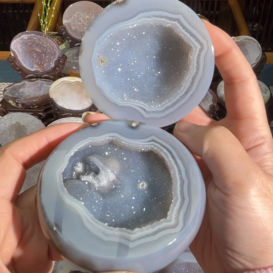 未镶嵌水晶大型摆件（非配饰）