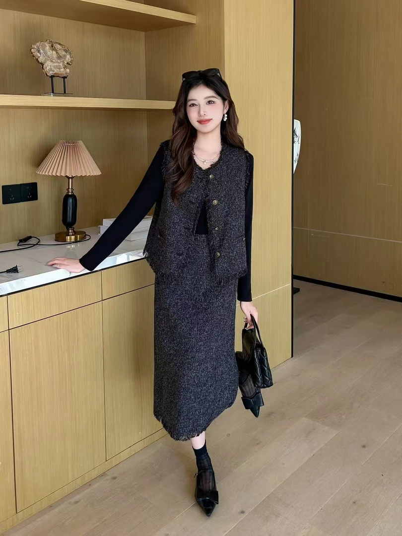 2025秋季小香风马甲套装减龄两件套2529-墨