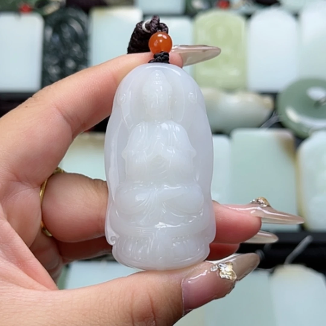 【闪购商品】颈饰未镶嵌和田玉（糖玉）若*