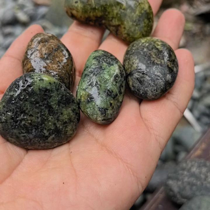 玉鱼**仓藏玉药王石原石5颗