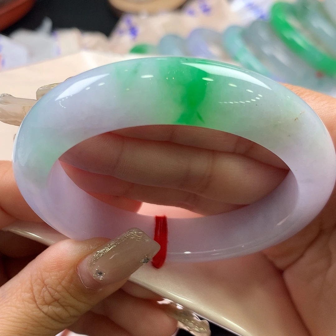 翡翠未镶嵌手镯54.5正圈