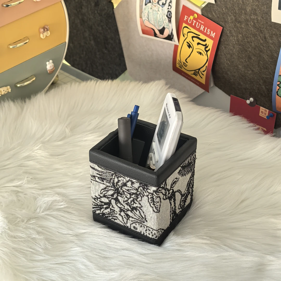 轻奢高档高级感皮质笔筒收纳桶家用收纳桶装饰摆件收纳客厅摆件