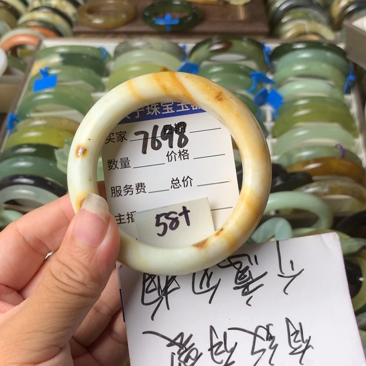 未镶嵌蛇纹石玉手镯7698
