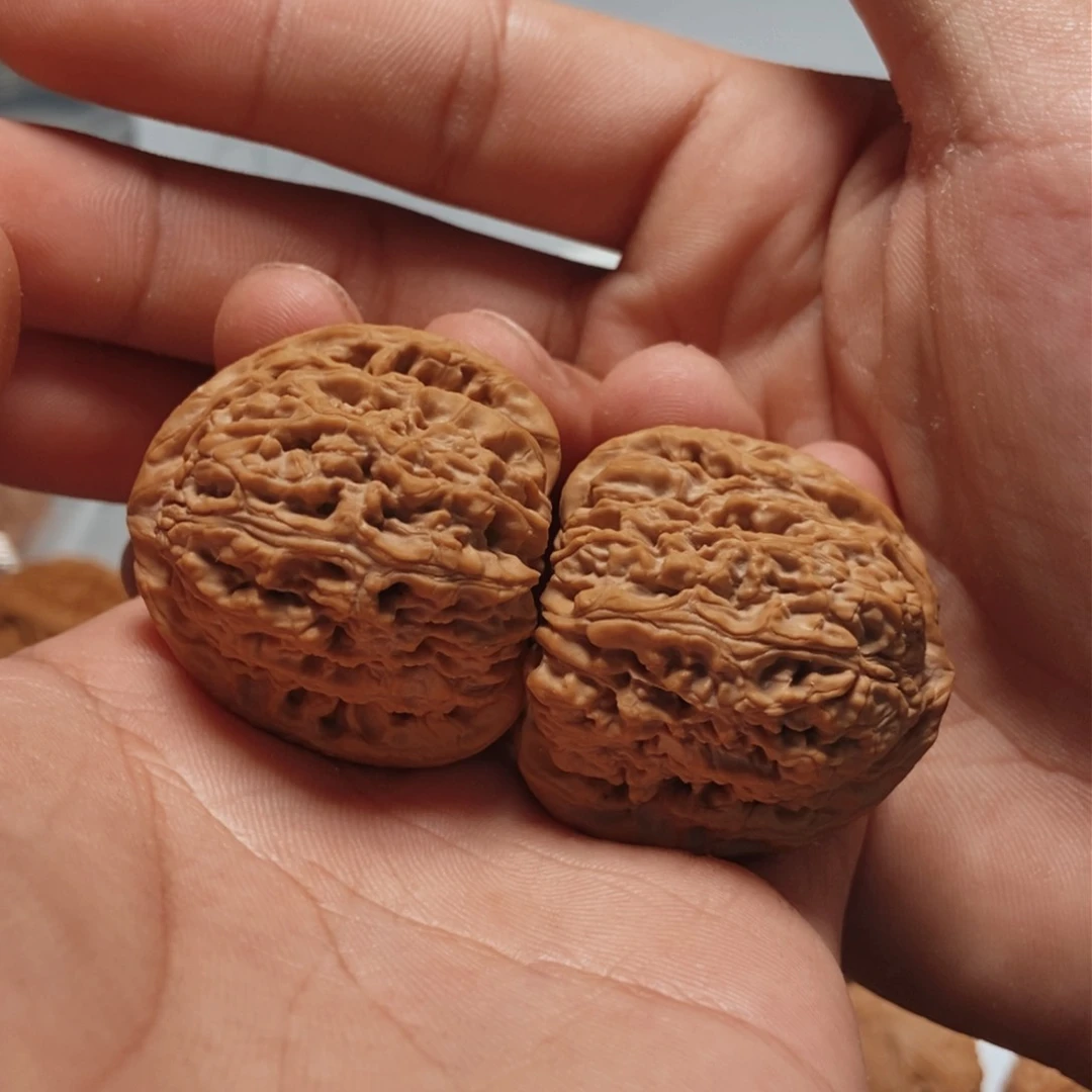 文玩核桃吊坠南疆