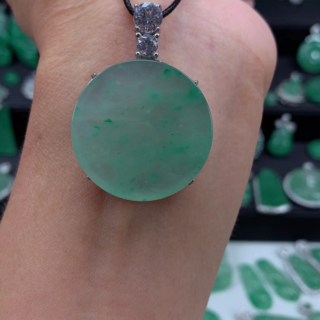 银S925镶嵌吊坠石英质玉（非洲翠）