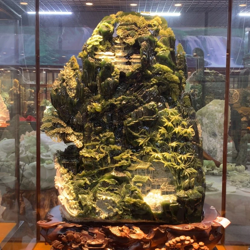 【闪购商品】蛇纹石玉未镶嵌摆件覆膜