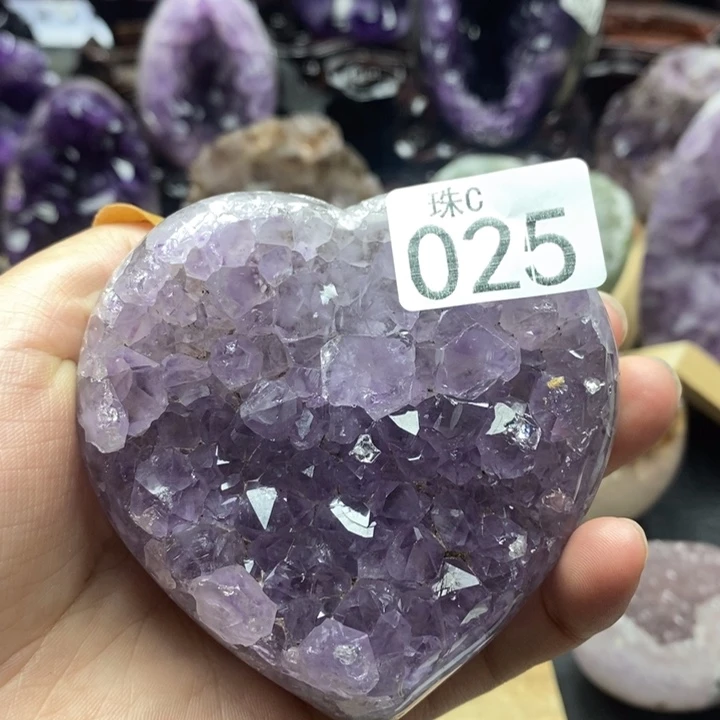 未镶嵌水晶大型摆件（非配饰）