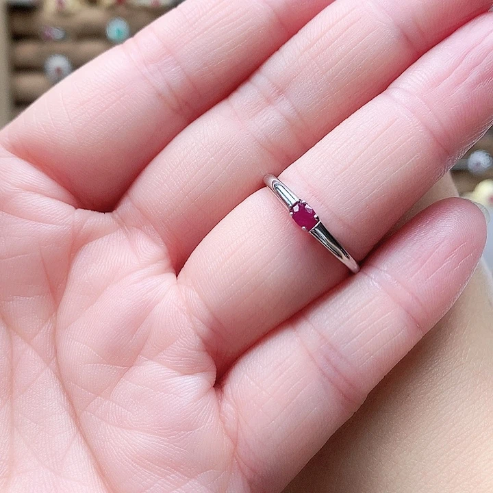 银S925镶嵌红宝石戒指