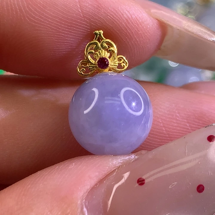翡翠18K金镶嵌颈饰翡翠