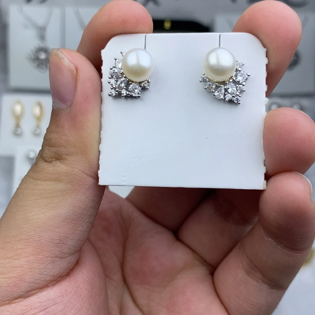 淡水珍珠耳钉未镶嵌