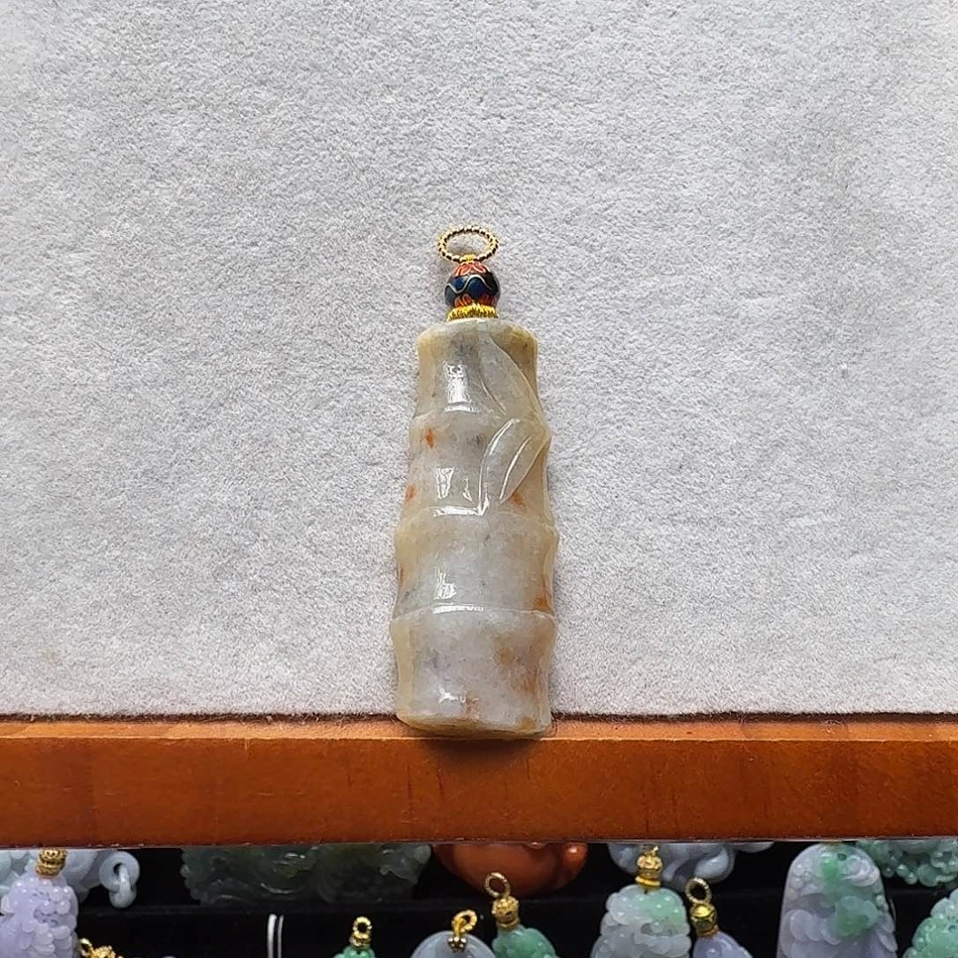 吊坠(赠链)未镶嵌翡翠