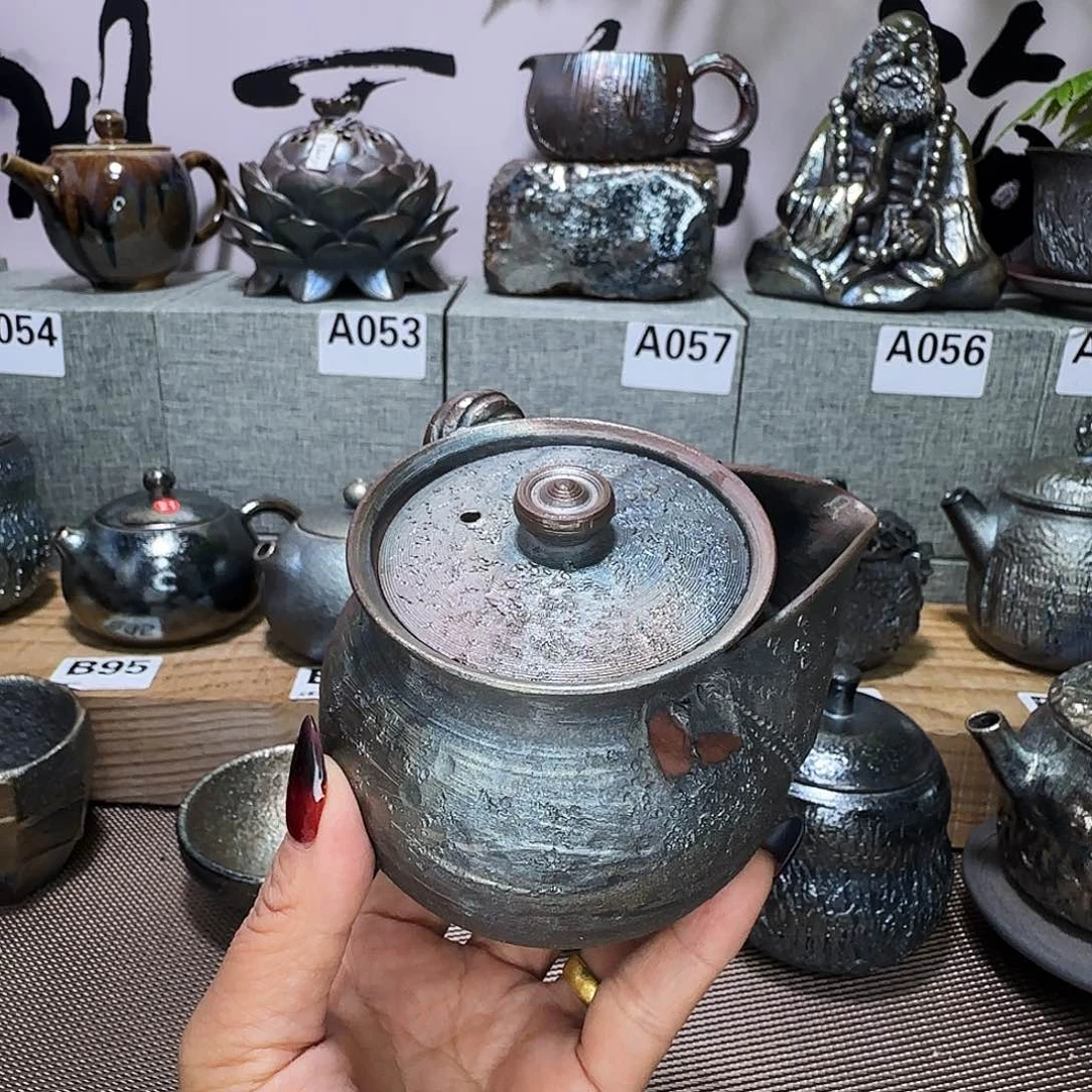 壶【****建水紫陶柴烧宝瓶微瑕