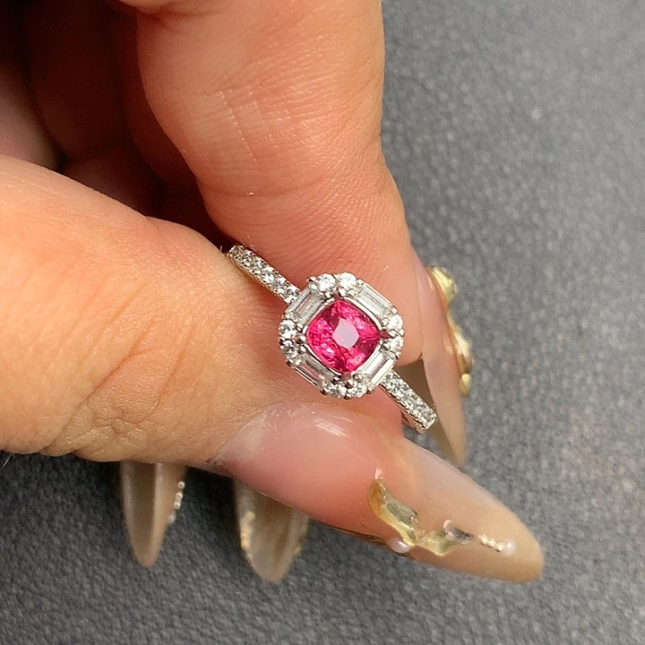 裸石未镶嵌尖晶石天然绝地武士尖晶石配托不退不换