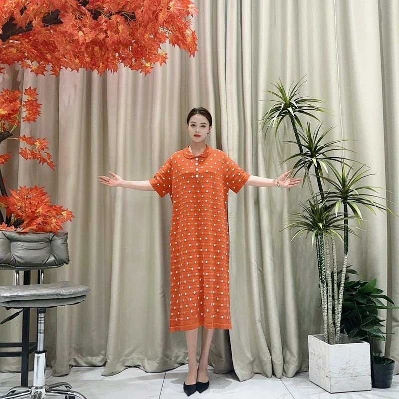 9417橘白波点提花针织连衣裙收腰显瘦设计师优雅时尚