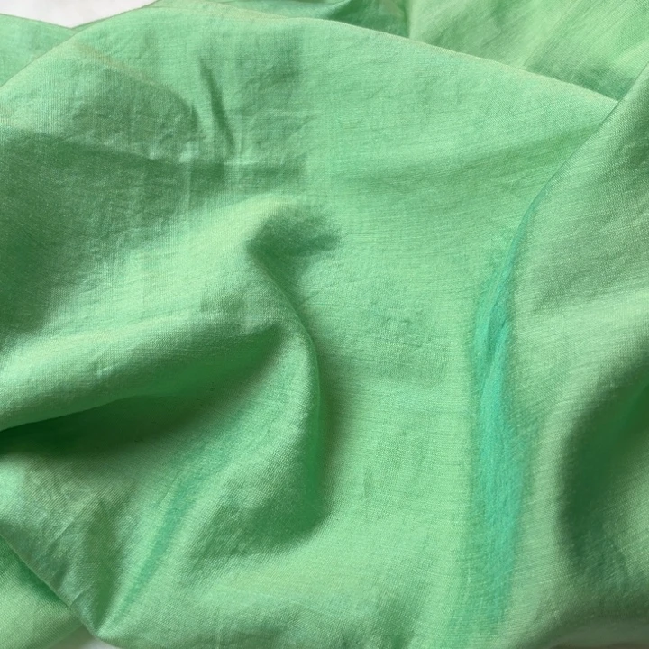 天丝（莱赛尔纤维）绿色人鱼姬2米。