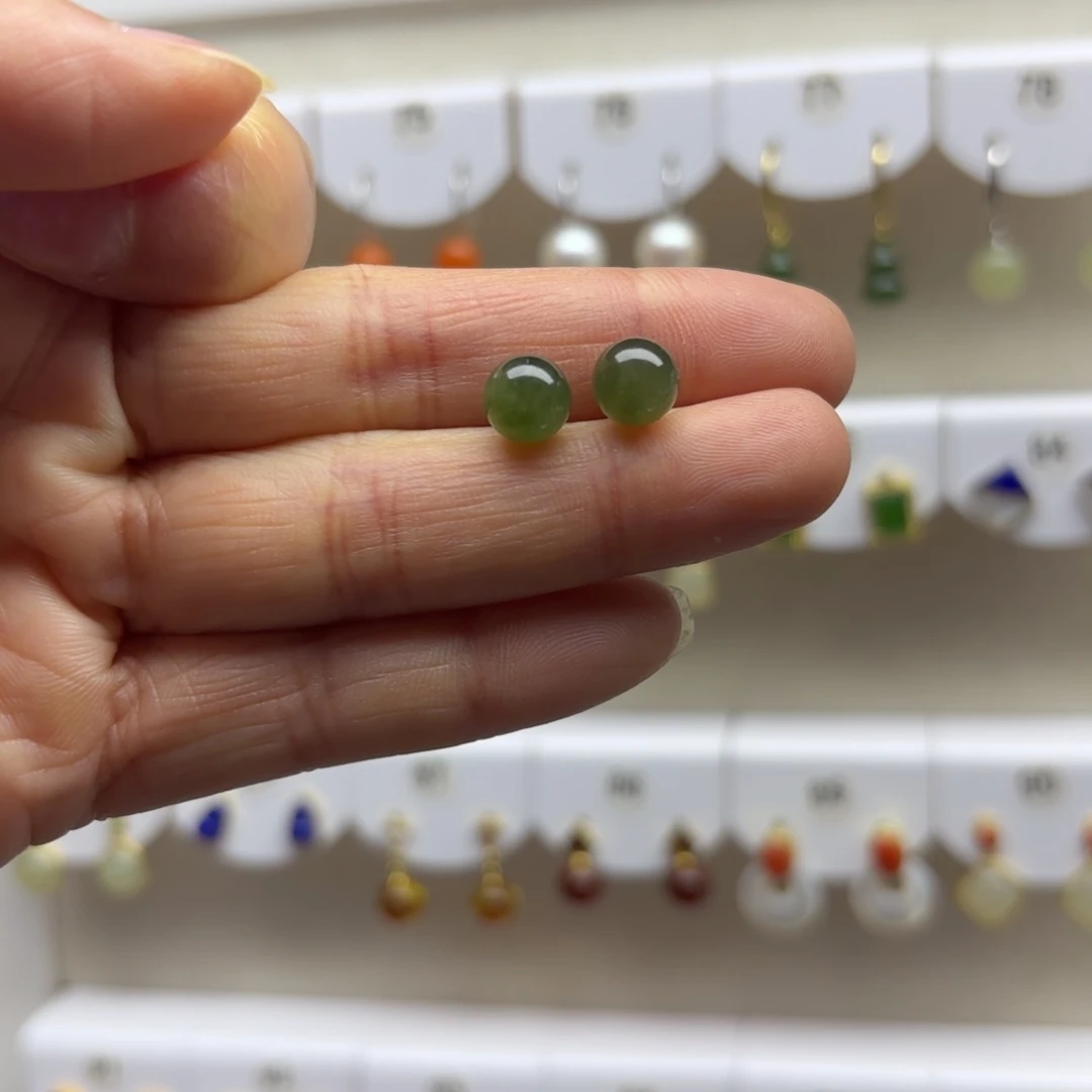 和田玉银S925镶嵌耳饰8mm