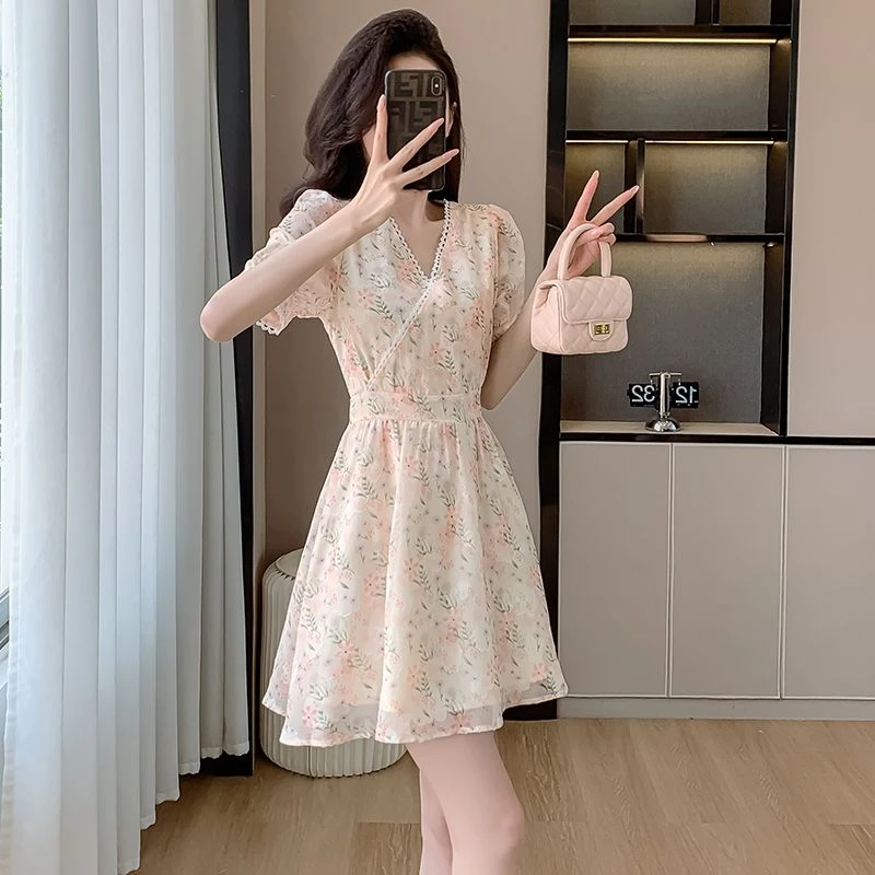 2025新款新款碎花雪纺裙修身显瘦气质名媛V领短袖中长裙子夏季流