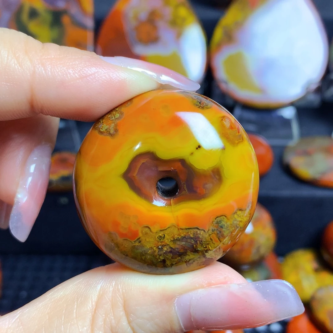 玛瑙/玉髓战国红玛瑙未镶嵌过****鱼