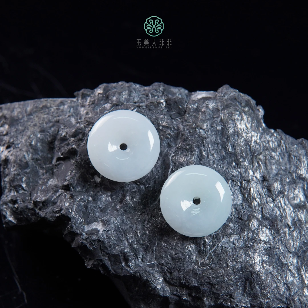 珠光宝气&翡翠平安扣吊坠约18mm&多样性发一