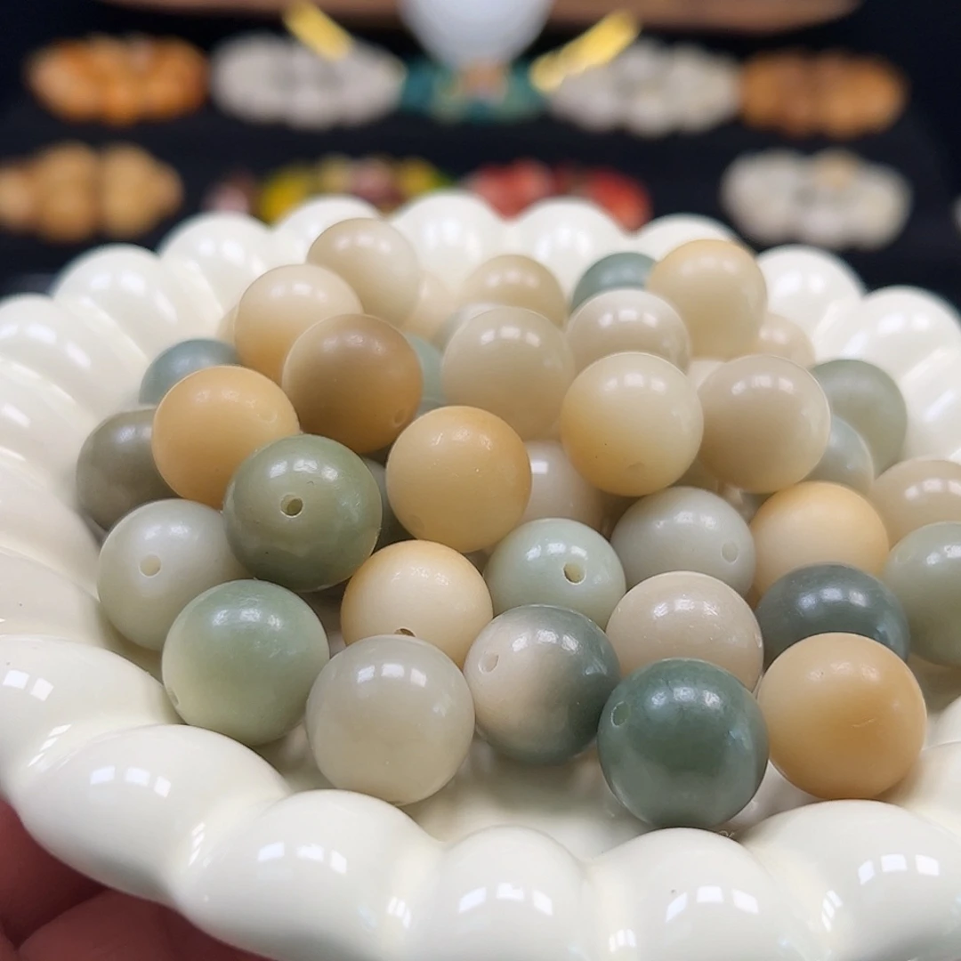 菩提根/象牙果手串微瑕卡17左右干磨圆100颗