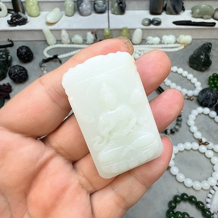 和田玉未镶嵌颈饰