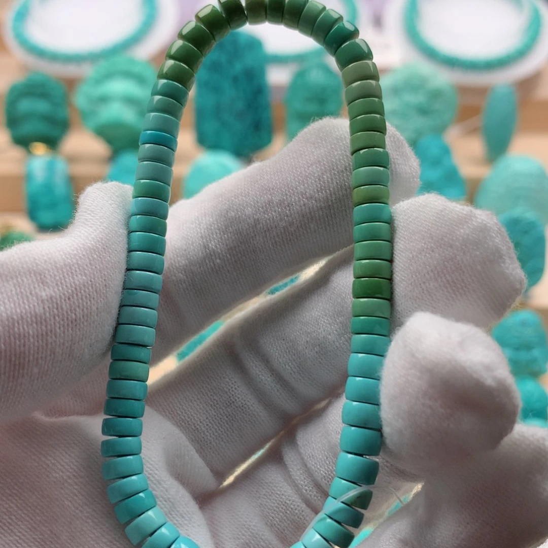绿松石配饰未镶嵌