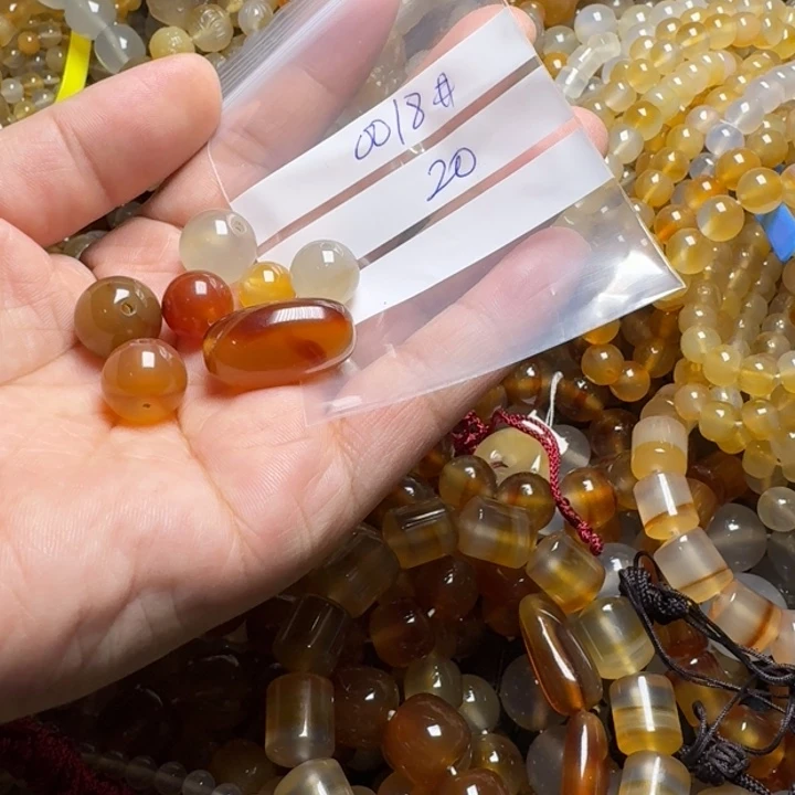 玛瑙/玉髓颈饰未镶嵌l****?0018