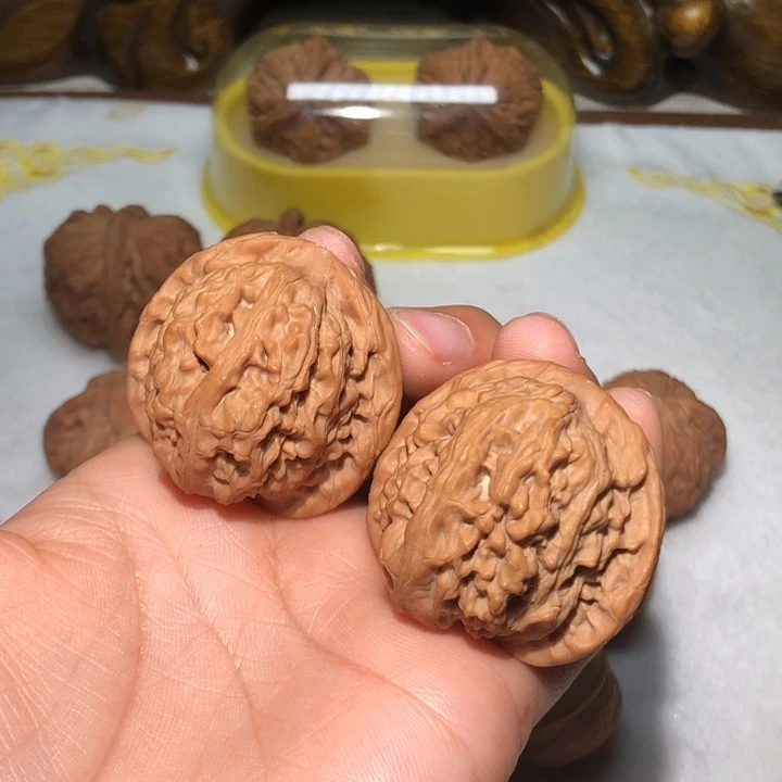 文玩核桃把件40.5核老闷