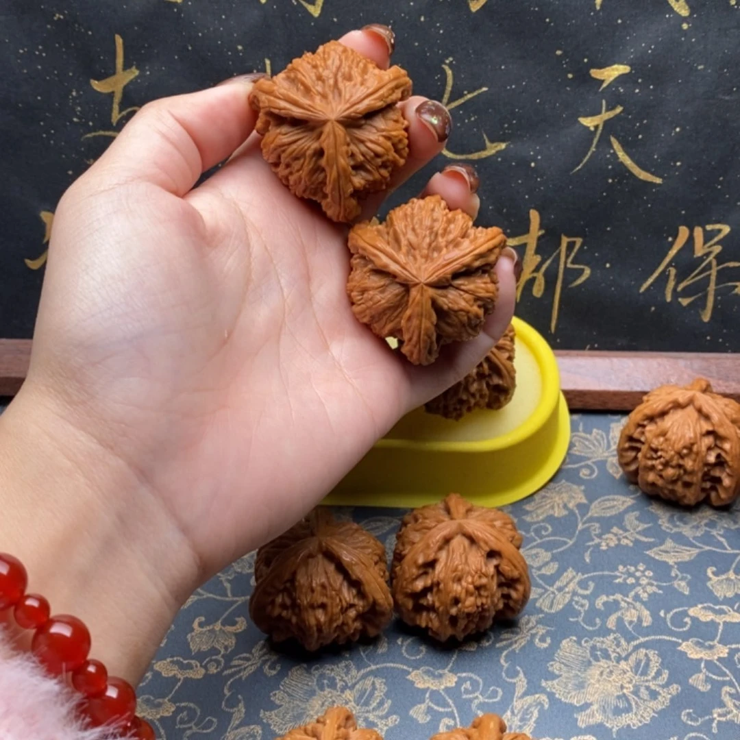 吊坠文玩核桃C****?