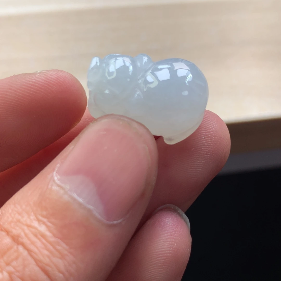 颈饰未镶嵌翡翠吊坠