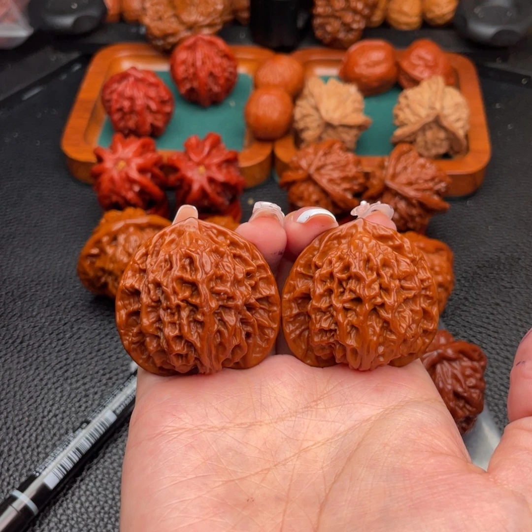 把件文玩核桃盘龙纹