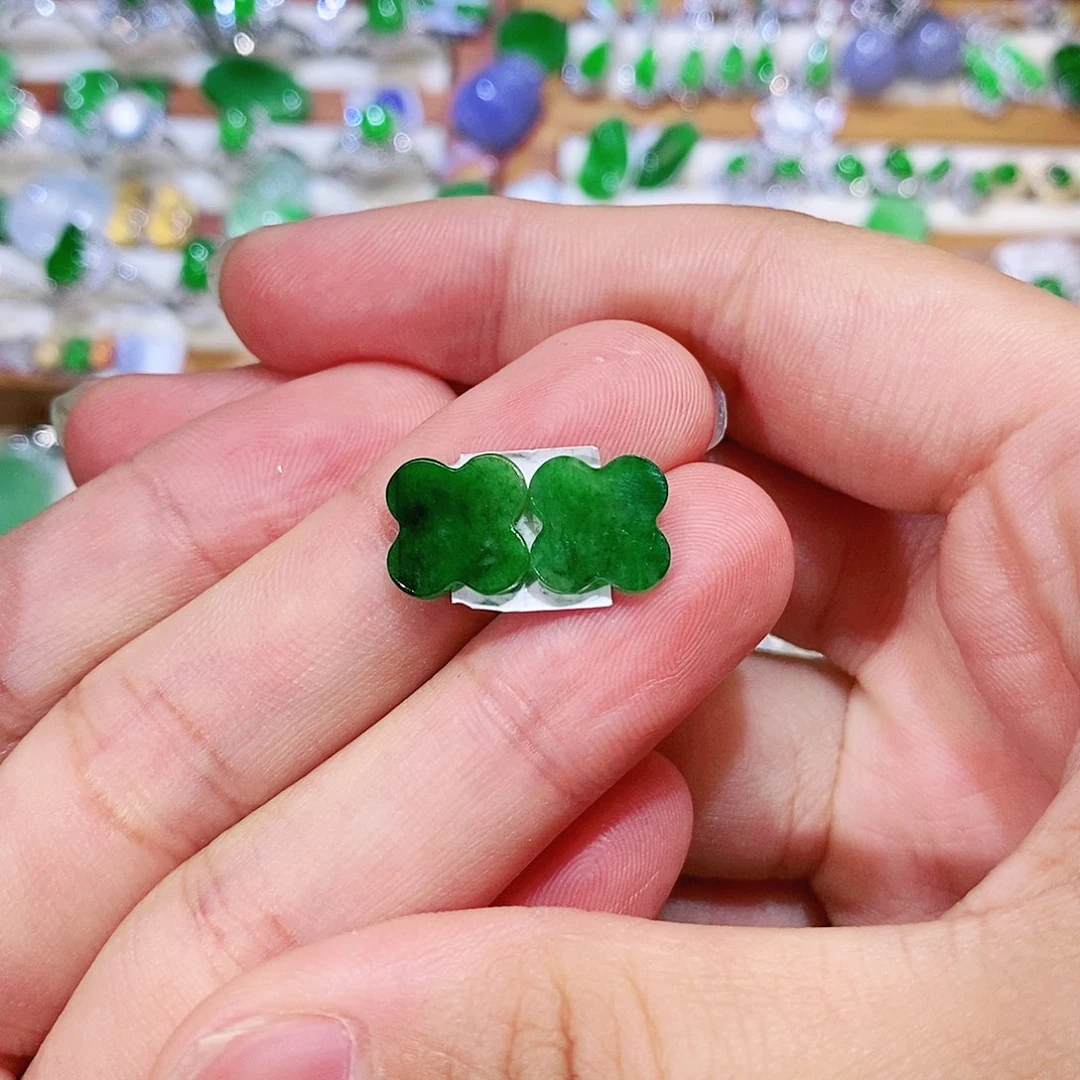 【闪购商品】翡翠挂件未镶嵌裸石