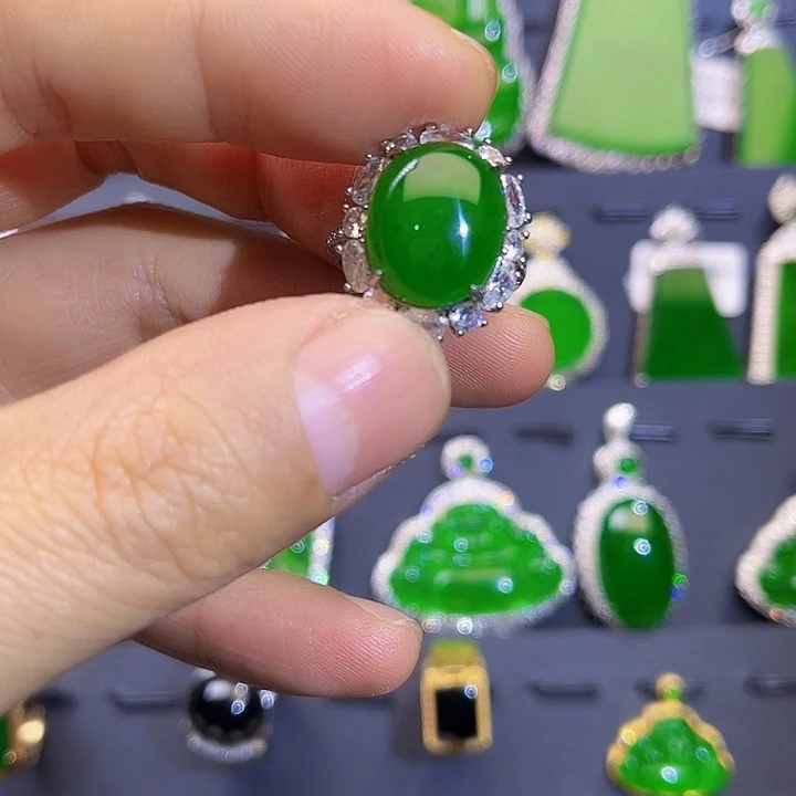 翡翠戒指未镶嵌戒指
