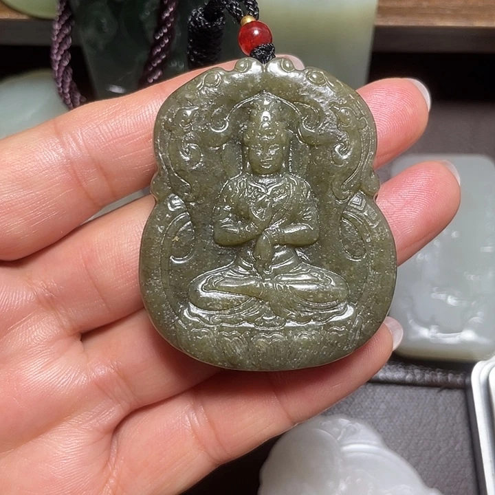 和田玉（糖玉）未镶嵌颈饰