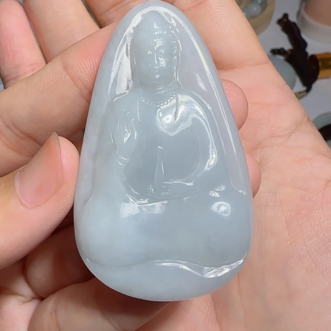 翡翠未镶嵌颈饰素衣观音