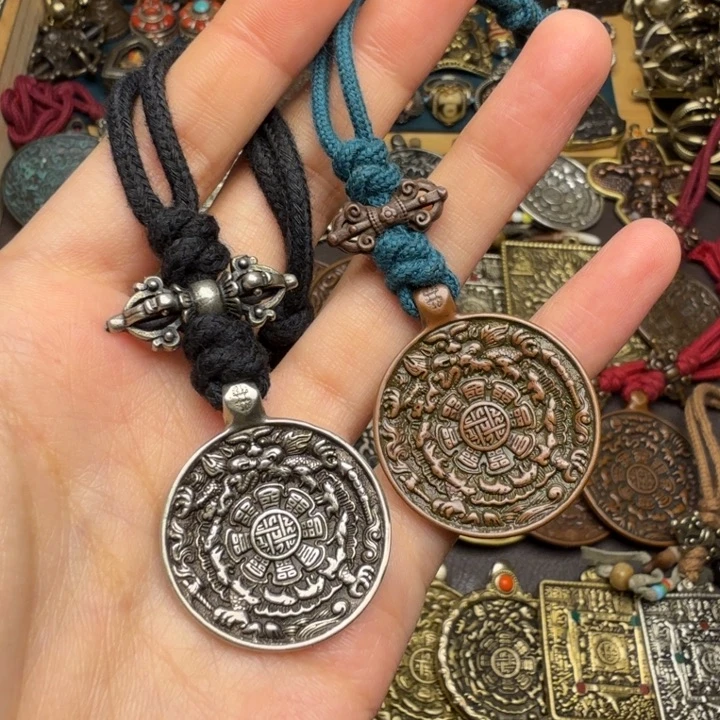 藏传文玩九宫如图